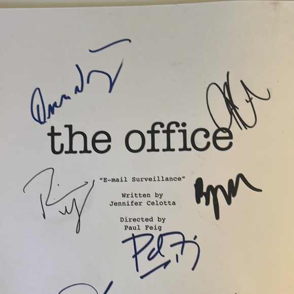 Signed The Office script - Picture 2 of 4